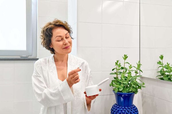 What's the Best Nutritional Approach for Hydration in Adventure Racers?